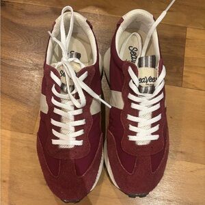 SeaVees Women's Burgundy and Cream Low-Top Sneakers
